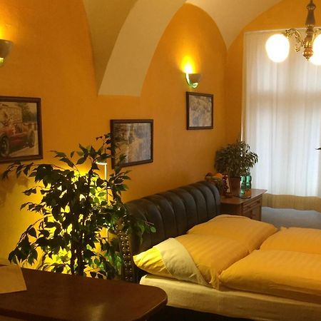 Centrum Tiffany Pension Domazlice Exterior photo